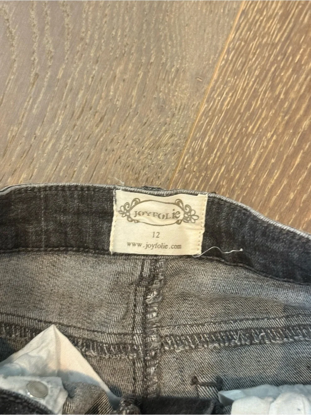 Joyfolie trendy distressed